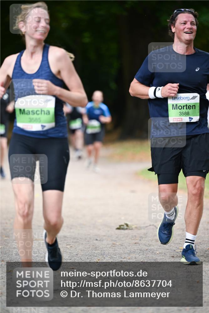 31.08.2025 - 21. Blankeneser Heldenlauf Dr. Thomas Lammeyer http://msf.ph/oto/8637704 31.08.2025 10:49:20 Laufen 3585, 3588 meine-sportfotos.de