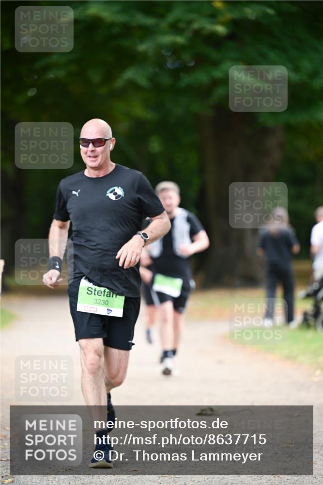 31.08.2025 - 21. Blankeneser Heldenlauf Dr. Thomas Lammeyer http://msf.ph/oto/8637715 31.08.2025 10:49:26 Laufen 3230 meine-sportfotos.de