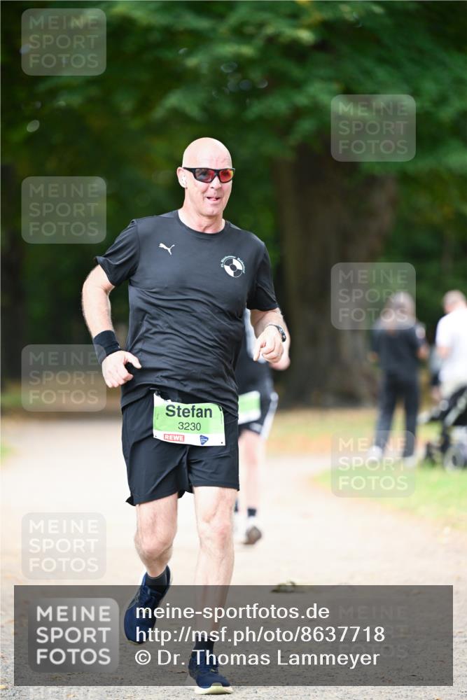 31.08.2025 - 21. Blankeneser Heldenlauf Dr. Thomas Lammeyer http://msf.ph/oto/8637718 31.08.2025 10:49:26 Laufen 3230 meine-sportfotos.de