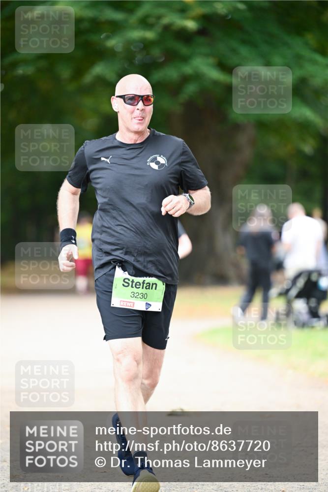 31.08.2025 - 21. Blankeneser Heldenlauf Dr. Thomas Lammeyer http://msf.ph/oto/8637720 31.08.2025 10:49:27 Laufen 3230 meine-sportfotos.de