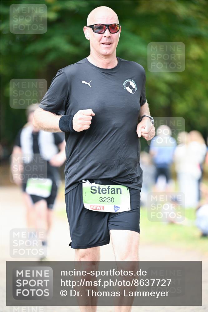 31.08.2025 - 21. Blankeneser Heldenlauf Dr. Thomas Lammeyer http://msf.ph/oto/8637727 31.08.2025 10:49:27 Laufen 3230 meine-sportfotos.de