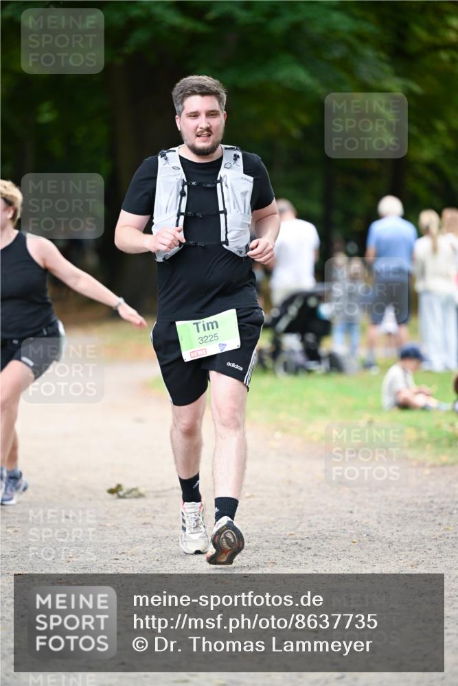 31.08.2025 - 21. Blankeneser Heldenlauf Dr. Thomas Lammeyer http://msf.ph/oto/8637735 31.08.2025 10:49:29 Laufen 3225 meine-sportfotos.de