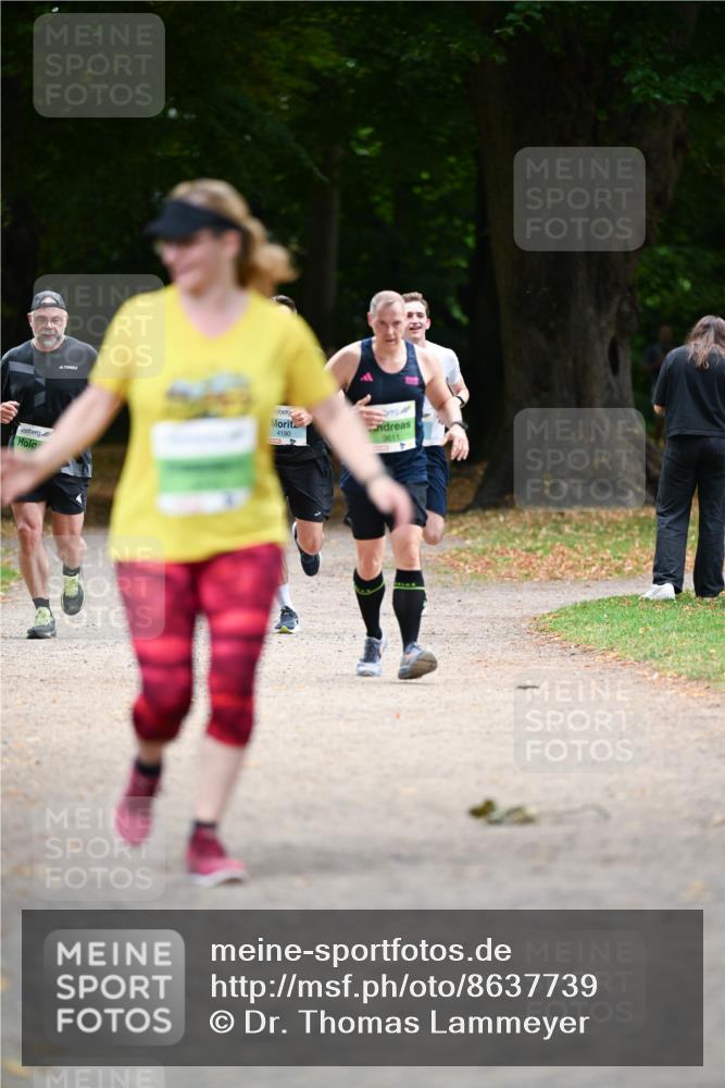 31.08.2025 - 21. Blankeneser Heldenlauf Dr. Thomas Lammeyer http://msf.ph/oto/8637739 31.08.2025 10:49:39 Laufen 4190, 3611 meine-sportfotos.de