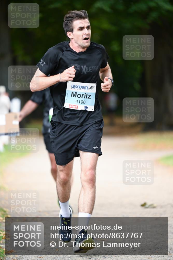 31.08.2025 - 21. Blankeneser Heldenlauf Dr. Thomas Lammeyer http://msf.ph/oto/8637767 31.08.2025 10:49:44 Laufen 4190 meine-sportfotos.de