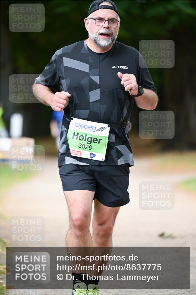 31.08.2025 - 21. Blankeneser Heldenlauf Dr. Thomas Lammeyer http://msf.ph/oto/8637775 31.08.2025 10:49:46 Laufen 3026 meine-sportfotos.de