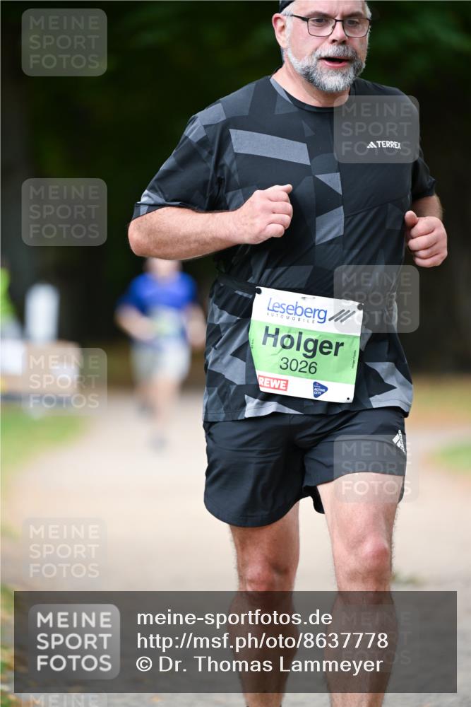31.08.2025 - 21. Blankeneser Heldenlauf Dr. Thomas Lammeyer http://msf.ph/oto/8637778 31.08.2025 10:49:47 Laufen 3026 meine-sportfotos.de