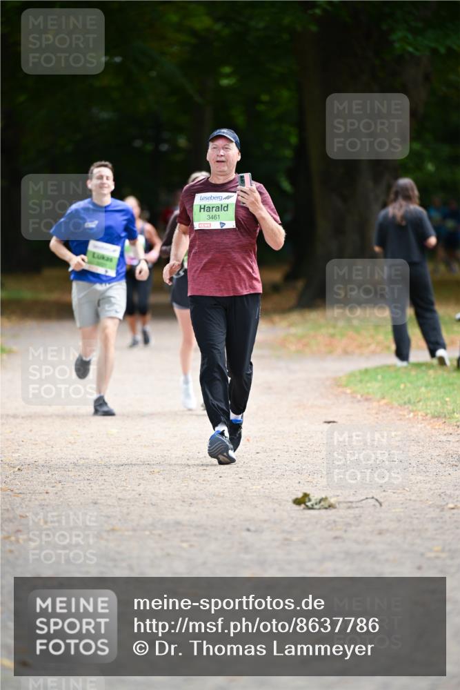 31.08.2025 - 21. Blankeneser Heldenlauf Dr. Thomas Lammeyer http://msf.ph/oto/8637786 31.08.2025 10:49:49 Laufen 3461 meine-sportfotos.de