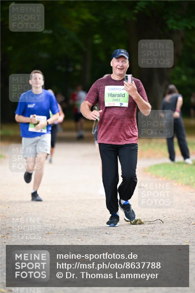 31.08.2025 - 21. Blankeneser Heldenlauf Dr. Thomas Lammeyer http://msf.ph/oto/8637788 31.08.2025 10:49:51 Laufen 3461 meine-sportfotos.de
