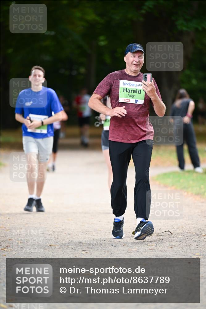 31.08.2025 - 21. Blankeneser Heldenlauf Dr. Thomas Lammeyer http://msf.ph/oto/8637789 31.08.2025 10:49:51 Laufen 3461 meine-sportfotos.de