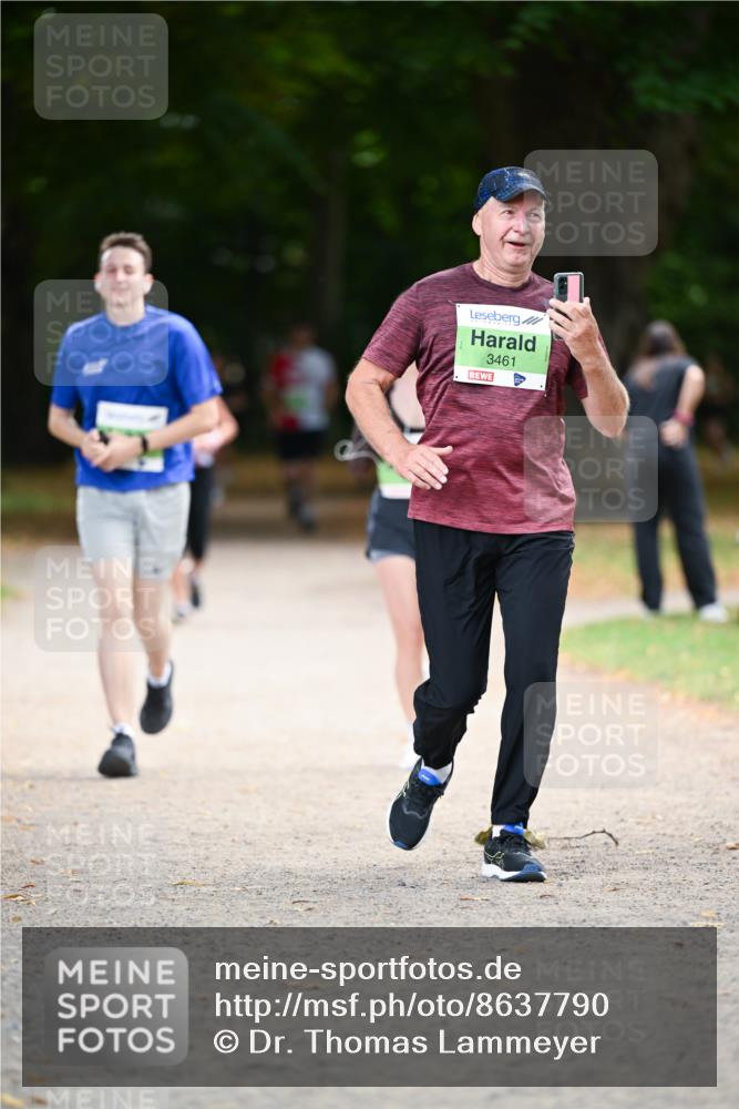 31.08.2025 - 21. Blankeneser Heldenlauf Dr. Thomas Lammeyer http://msf.ph/oto/8637790 31.08.2025 10:49:51 Laufen 3461 meine-sportfotos.de