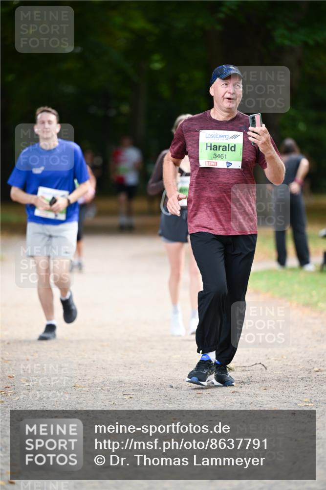 31.08.2025 - 21. Blankeneser Heldenlauf Dr. Thomas Lammeyer http://msf.ph/oto/8637791 31.08.2025 10:49:51 Laufen 3461 meine-sportfotos.de