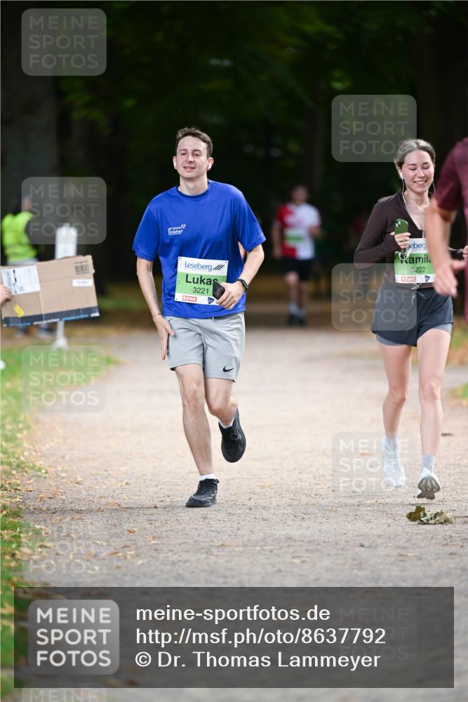 31.08.2025 - 21. Blankeneser Heldenlauf Dr. Thomas Lammeyer http://msf.ph/oto/8637792 31.08.2025 10:49:52 Laufen 3221, 3222 meine-sportfotos.de