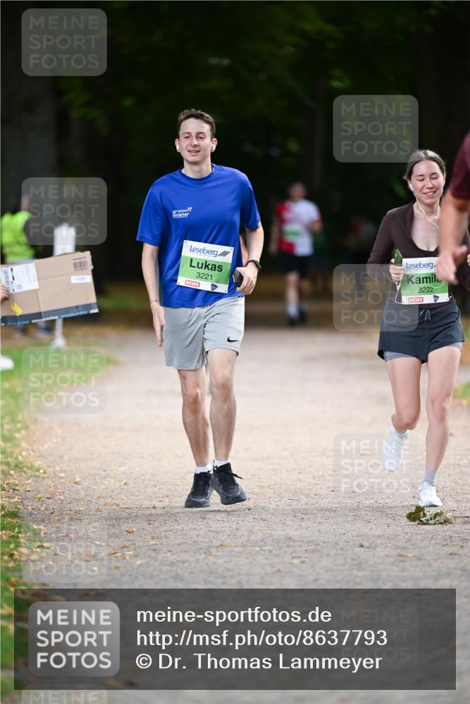 31.08.2025 - 21. Blankeneser Heldenlauf Dr. Thomas Lammeyer http://msf.ph/oto/8637793 31.08.2025 10:49:52 Laufen 3221, 3222 meine-sportfotos.de