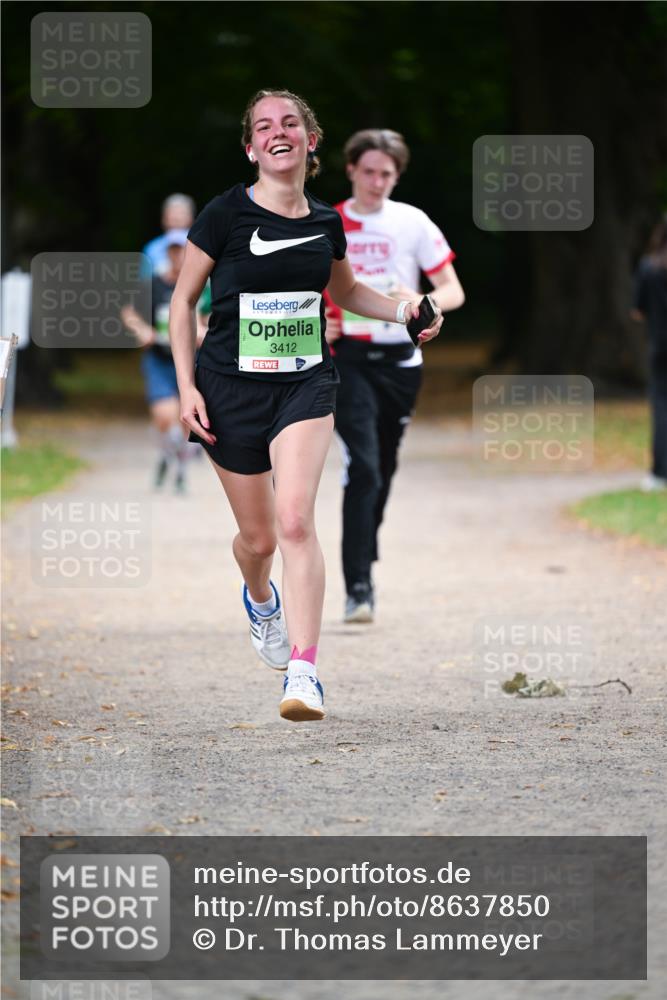 31.08.2025 - 21. Blankeneser Heldenlauf Dr. Thomas Lammeyer http://msf.ph/oto/8637850 31.08.2025 10:50:09 Laufen 3412 meine-sportfotos.de