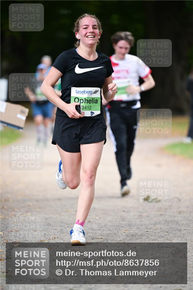 31.08.2025 - 21. Blankeneser Heldenlauf Dr. Thomas Lammeyer http://msf.ph/oto/8637856 31.08.2025 10:50:10 Laufen 3412 meine-sportfotos.de