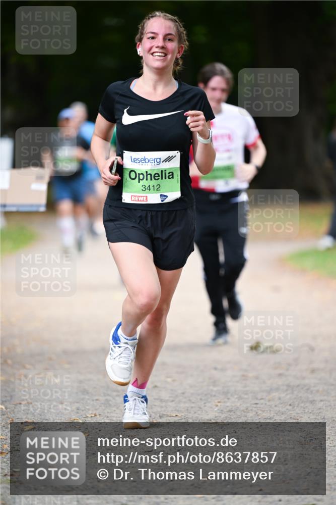 31.08.2025 - 21. Blankeneser Heldenlauf Dr. Thomas Lammeyer http://msf.ph/oto/8637857 31.08.2025 10:50:10 Laufen 3412 meine-sportfotos.de