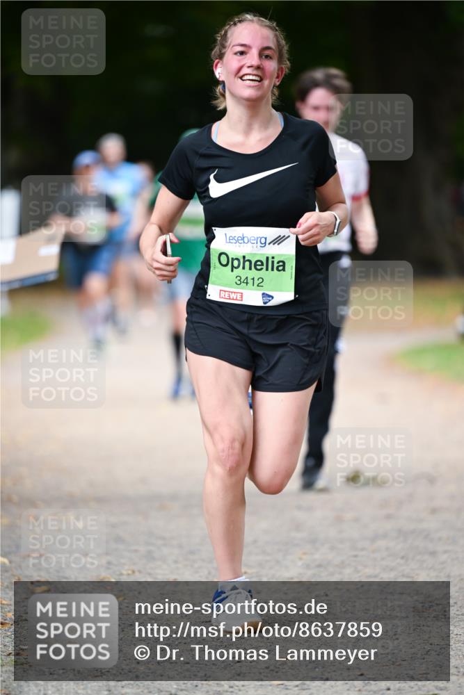 31.08.2025 - 21. Blankeneser Heldenlauf Dr. Thomas Lammeyer http://msf.ph/oto/8637859 31.08.2025 10:50:10 Laufen 3412 meine-sportfotos.de