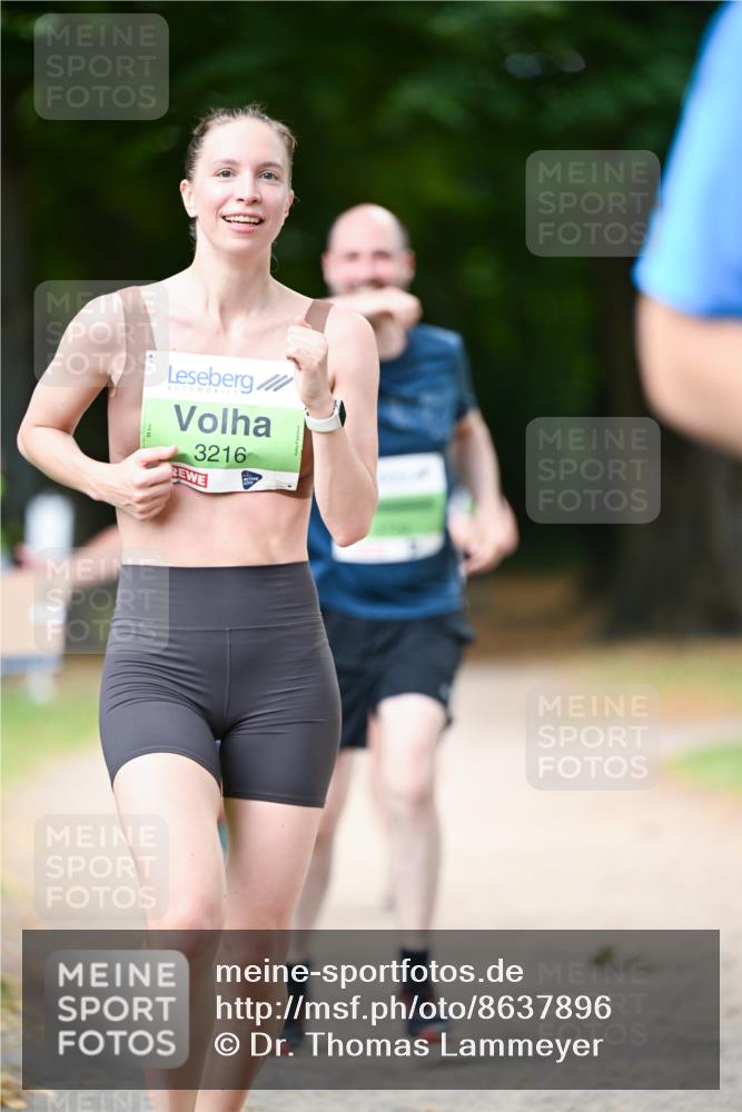 31.08.2025 - 21. Blankeneser Heldenlauf Dr. Thomas Lammeyer http://msf.ph/oto/8637896 31.08.2025 10:50:21 Laufen 3216 meine-sportfotos.de