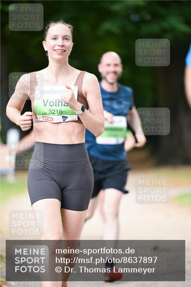 31.08.2025 - 21. Blankeneser Heldenlauf Dr. Thomas Lammeyer http://msf.ph/oto/8637897 31.08.2025 10:50:21 Laufen 3216 meine-sportfotos.de