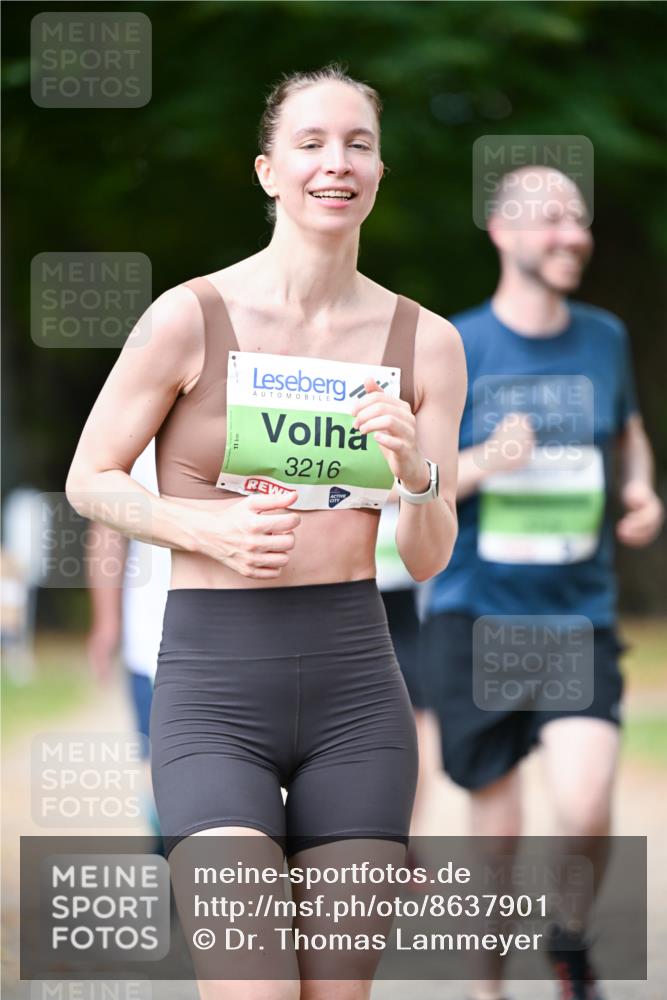 31.08.2025 - 21. Blankeneser Heldenlauf Dr. Thomas Lammeyer http://msf.ph/oto/8637901 31.08.2025 10:50:22 Laufen 3216 meine-sportfotos.de
