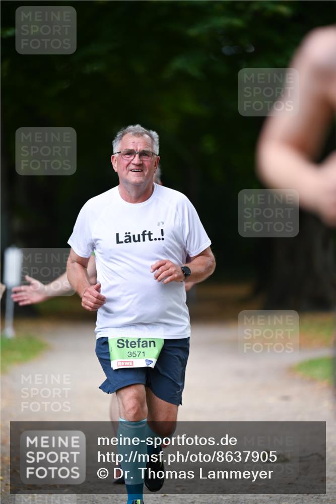 31.08.2025 - 21. Blankeneser Heldenlauf Dr. Thomas Lammeyer http://msf.ph/oto/8637905 31.08.2025 10:50:23 Laufen 3571 meine-sportfotos.de