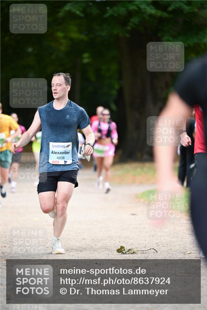 31.08.2025 - 21. Blankeneser Heldenlauf Dr. Thomas Lammeyer http://msf.ph/oto/8637924 31.08.2025 10:50:32 Laufen 031, 4038 meine-sportfotos.de