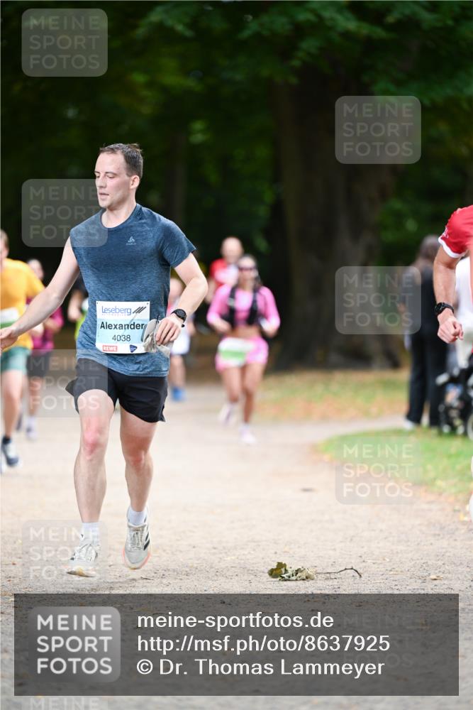 31.08.2025 - 21. Blankeneser Heldenlauf Dr. Thomas Lammeyer http://msf.ph/oto/8637925 31.08.2025 10:50:32 Laufen 4038 meine-sportfotos.de