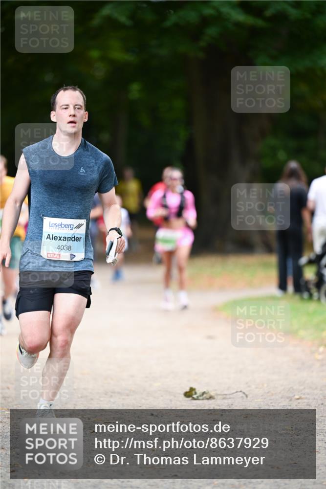 31.08.2025 - 21. Blankeneser Heldenlauf Dr. Thomas Lammeyer http://msf.ph/oto/8637929 31.08.2025 10:50:32 Laufen 4038 meine-sportfotos.de