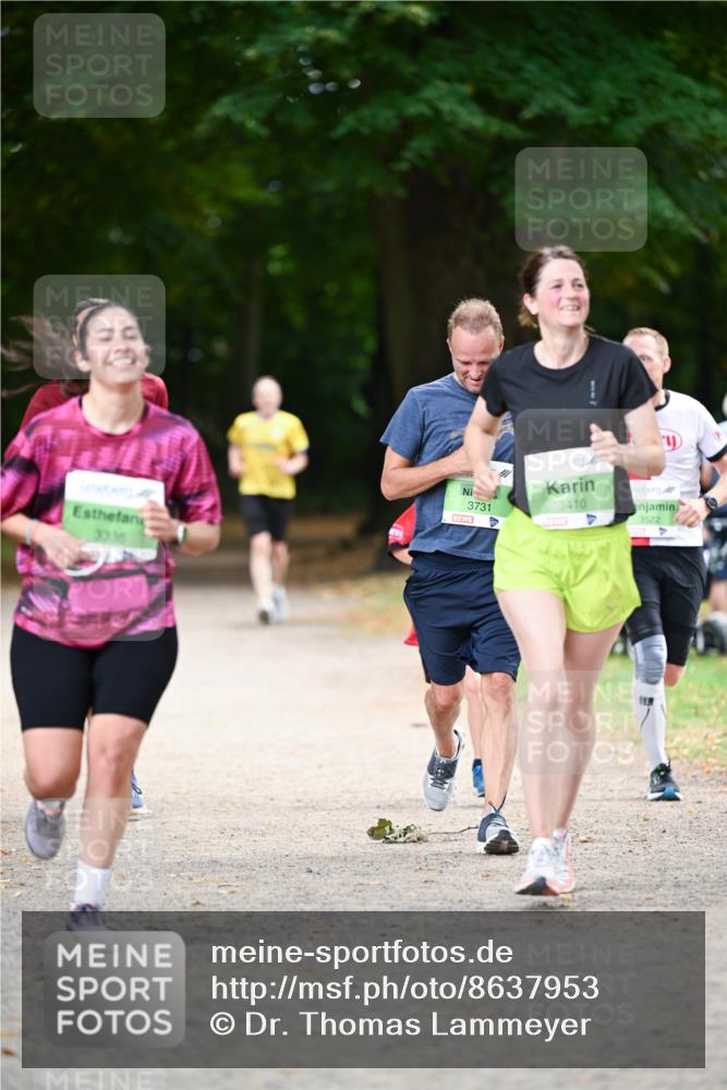 31.08.2025 - 21. Blankeneser Heldenlauf Dr. Thomas Lammeyer http://msf.ph/oto/8637953 31.08.2025 10:50:40 Laufen 3336, 3731, 3410, 3522, 4 meine-sportfotos.de
