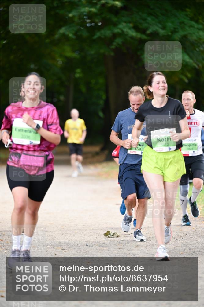 31.08.2025 - 21. Blankeneser Heldenlauf Dr. Thomas Lammeyer http://msf.ph/oto/8637954 31.08.2025 10:50:40 Laufen 3336, 3410, 3731, 3522 meine-sportfotos.de