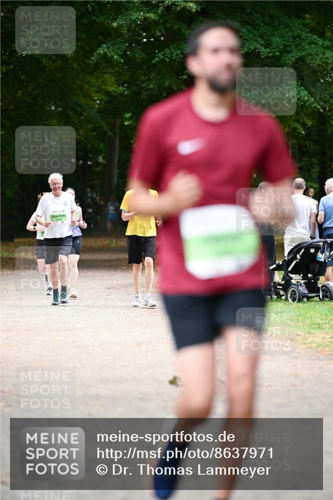 31.08.2025 - 21. Blankeneser Heldenlauf Dr. Thomas Lammeyer http://msf.ph/oto/8637971 31.08.2025 10:50:43 Laufen 3360 meine-sportfotos.de