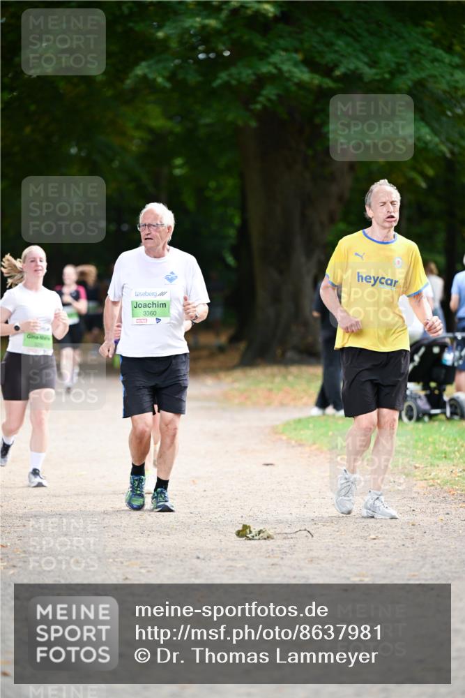 31.08.2025 - 21. Blankeneser Heldenlauf Dr. Thomas Lammeyer http://msf.ph/oto/8637981 31.08.2025 10:50:49 Laufen 3360 meine-sportfotos.de