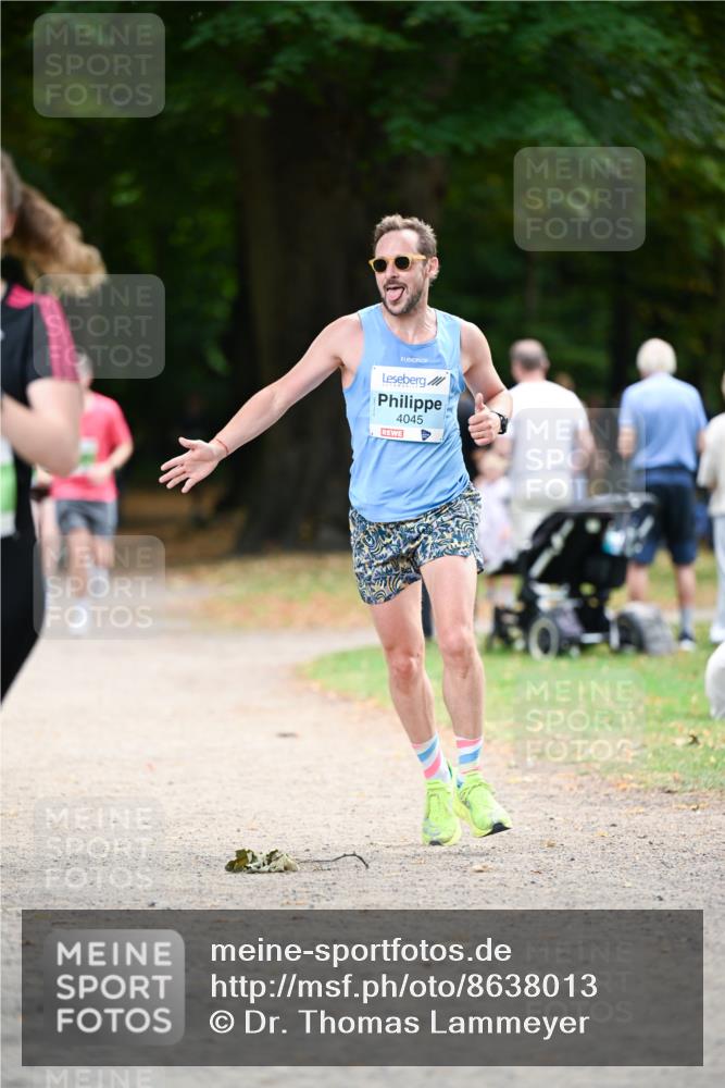 31.08.2025 - 21. Blankeneser Heldenlauf Dr. Thomas Lammeyer http://msf.ph/oto/8638013 31.08.2025 10:50:59 Laufen 4045 meine-sportfotos.de
