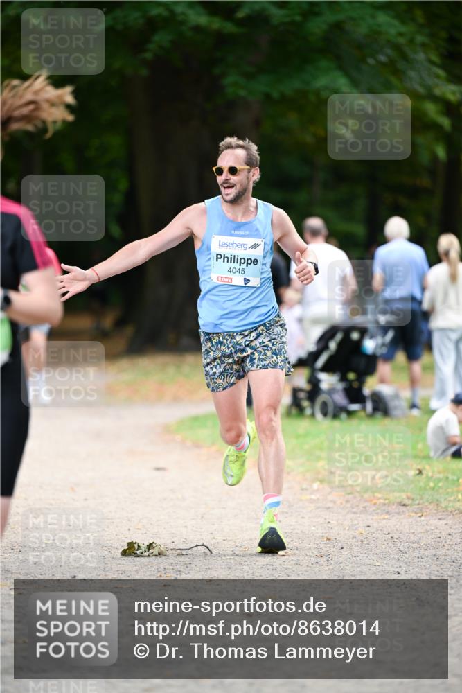 31.08.2025 - 21. Blankeneser Heldenlauf Dr. Thomas Lammeyer http://msf.ph/oto/8638014 31.08.2025 10:50:59 Laufen 4045 meine-sportfotos.de
