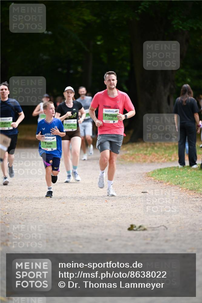 31.08.2025 - 21. Blankeneser Heldenlauf Dr. Thomas Lammeyer http://msf.ph/oto/8638022 31.08.2025 10:51:04 Laufen 3610, 3546, 3125, 3545 meine-sportfotos.de