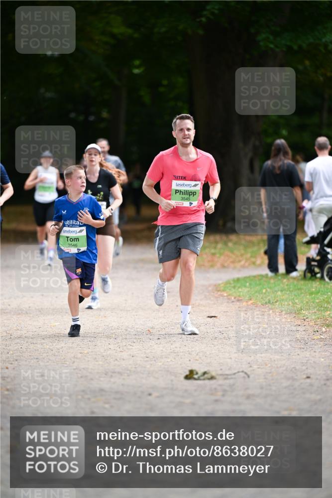 31.08.2025 - 21. Blankeneser Heldenlauf Dr. Thomas Lammeyer http://msf.ph/oto/8638027 31.08.2025 10:51:04 Laufen 3546, 3545 meine-sportfotos.de
