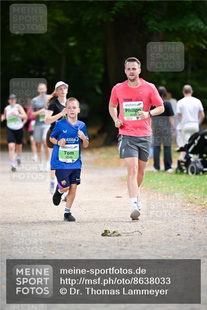 31.08.2025 - 21. Blankeneser Heldenlauf Dr. Thomas Lammeyer http://msf.ph/oto/8638033 31.08.2025 10:51:05 Laufen 3546, 3545 meine-sportfotos.de