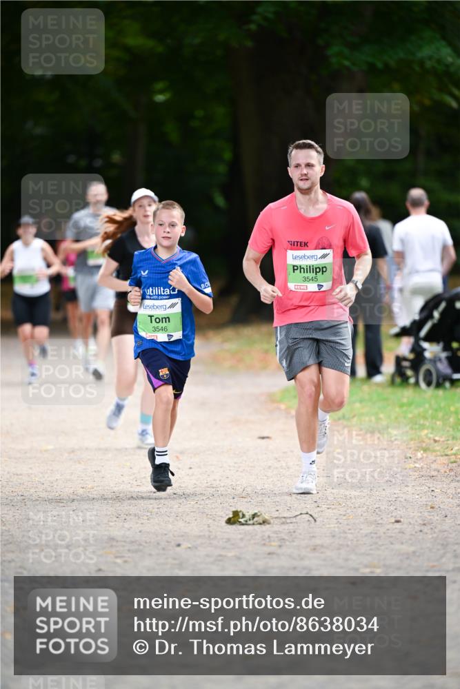 31.08.2025 - 21. Blankeneser Heldenlauf Dr. Thomas Lammeyer http://msf.ph/oto/8638034 31.08.2025 10:51:06 Laufen 3545, 3546, 50 meine-sportfotos.de