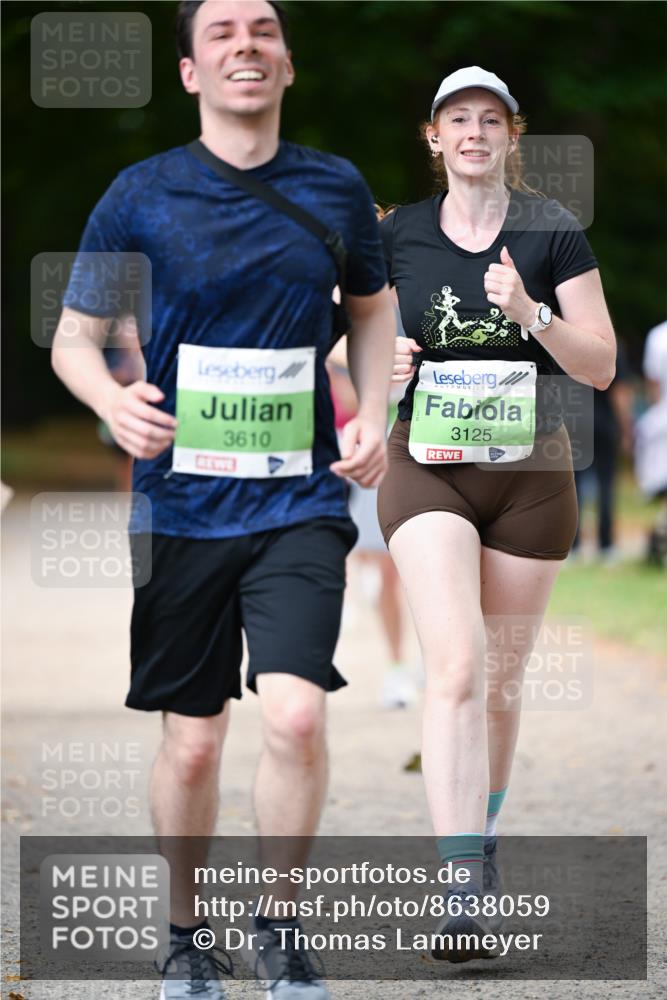 31.08.2025 - 21. Blankeneser Heldenlauf Dr. Thomas Lammeyer http://msf.ph/oto/8638059 31.08.2025 10:51:11 Laufen 3610, 3125 meine-sportfotos.de