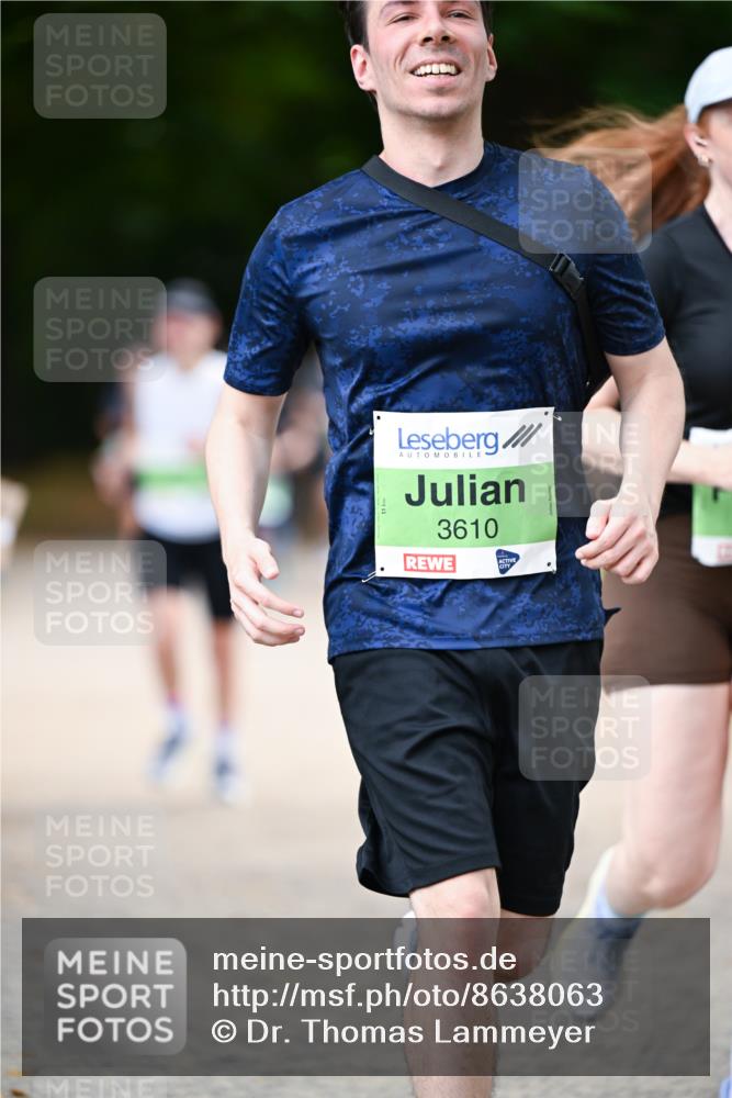 31.08.2025 - 21. Blankeneser Heldenlauf Dr. Thomas Lammeyer http://msf.ph/oto/8638063 31.08.2025 10:51:12 Laufen 3610 meine-sportfotos.de