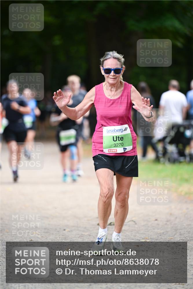 31.08.2025 - 21. Blankeneser Heldenlauf Dr. Thomas Lammeyer http://msf.ph/oto/8638078 31.08.2025 10:51:17 Laufen 3270 meine-sportfotos.de