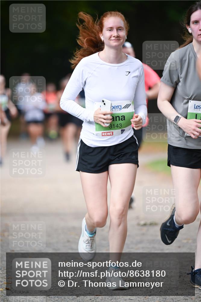 31.08.2025 - 21. Blankeneser Heldenlauf Dr. Thomas Lammeyer http://msf.ph/oto/8638180 31.08.2025 10:51:37 Laufen 3143 meine-sportfotos.de