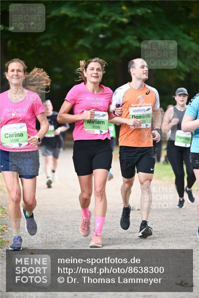 31.08.2025 - 21. Blankeneser Heldenlauf Dr. Thomas Lammeyer http://msf.ph/oto/8638300 31.08.2025 10:52:06 Laufen 3599, 3598, 22 meine-sportfotos.de