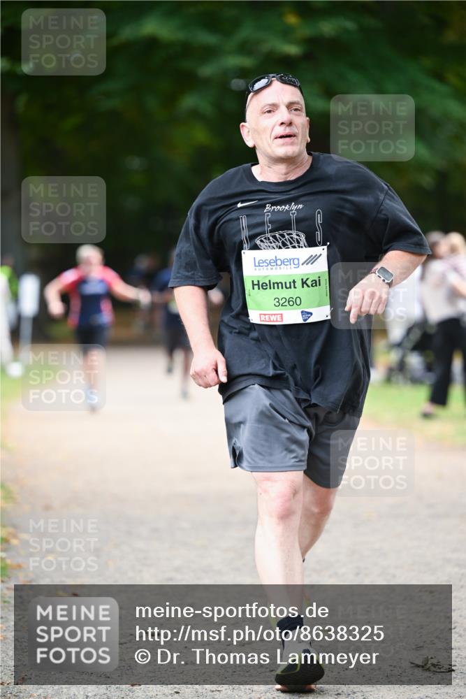 31.08.2025 - 21. Blankeneser Heldenlauf Dr. Thomas Lammeyer http://msf.ph/oto/8638325 31.08.2025 10:52:12 Laufen 3260 meine-sportfotos.de