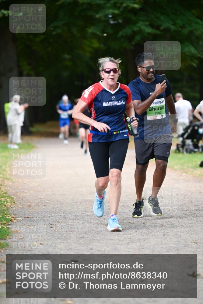 31.08.2025 - 21. Blankeneser Heldenlauf Dr. Thomas Lammeyer http://msf.ph/oto/8638340 31.08.2025 10:52:17 Laufen 3209 meine-sportfotos.de