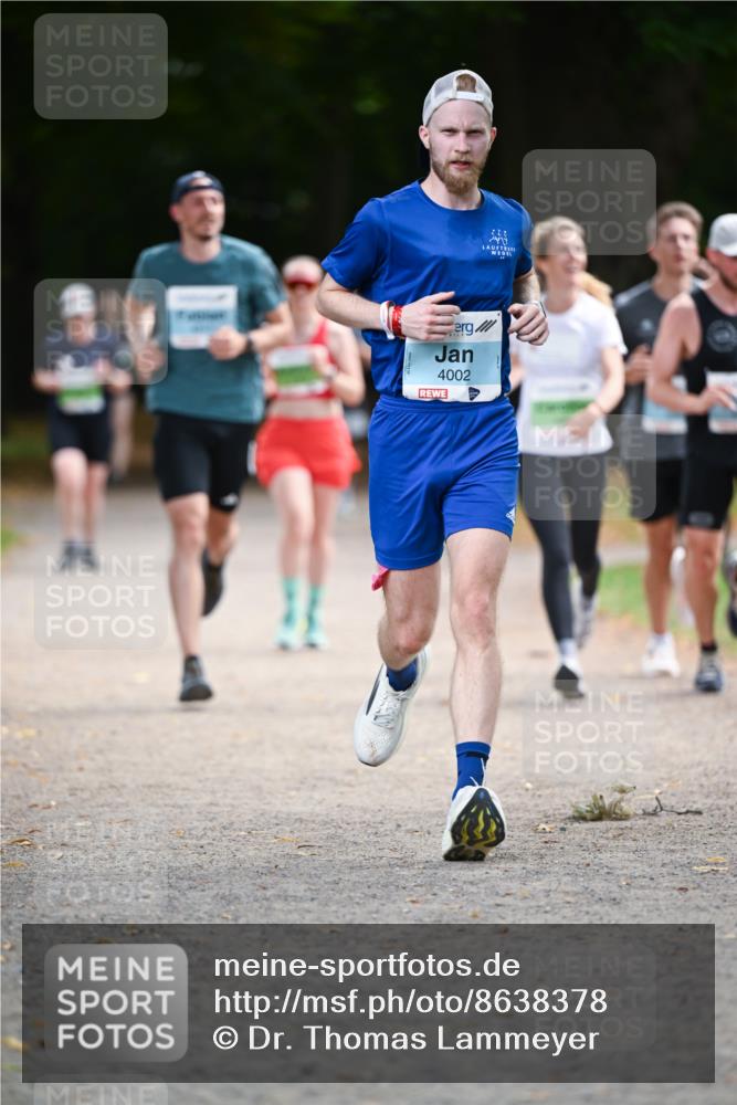 31.08.2025 - 21. Blankeneser Heldenlauf Dr. Thomas Lammeyer http://msf.ph/oto/8638378 31.08.2025 10:52:24 Laufen 4002 meine-sportfotos.de
