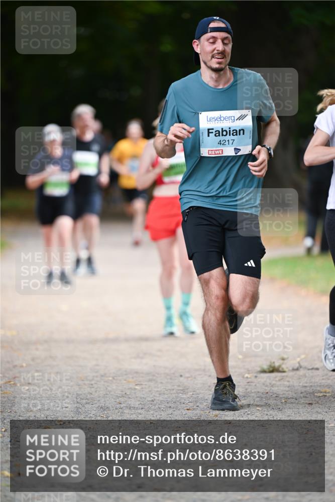 31.08.2025 - 21. Blankeneser Heldenlauf Dr. Thomas Lammeyer http://msf.ph/oto/8638391 31.08.2025 10:52:27 Laufen 4217 meine-sportfotos.de