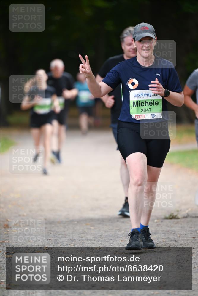 31.08.2025 - 21. Blankeneser Heldenlauf Dr. Thomas Lammeyer http://msf.ph/oto/8638420 31.08.2025 10:52:33 Laufen 3647 meine-sportfotos.de
