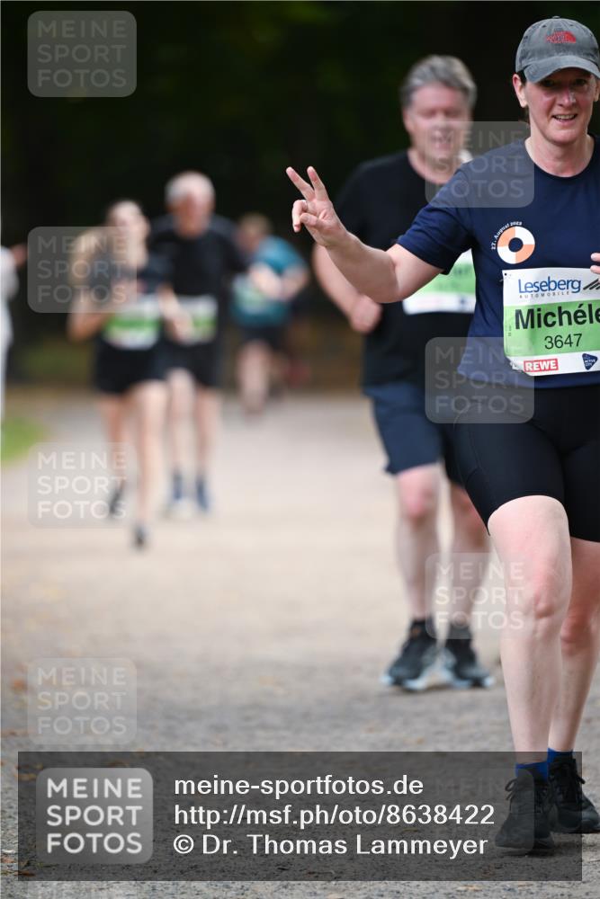 31.08.2025 - 21. Blankeneser Heldenlauf Dr. Thomas Lammeyer http://msf.ph/oto/8638422 31.08.2025 10:52:33 Laufen 202, 3647 meine-sportfotos.de