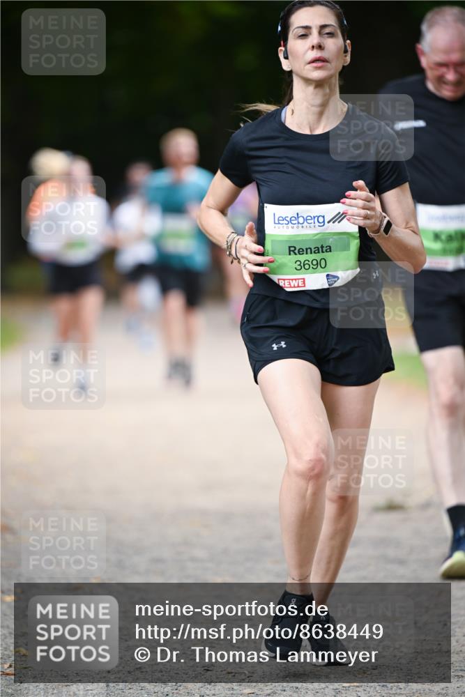 31.08.2025 - 21. Blankeneser Heldenlauf Dr. Thomas Lammeyer http://msf.ph/oto/8638449 31.08.2025 10:52:39 Laufen 3690 meine-sportfotos.de